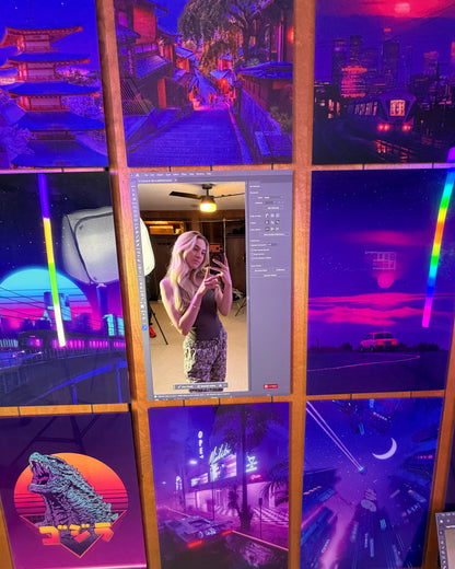 V1 Tech Illustrator Creator Mirror